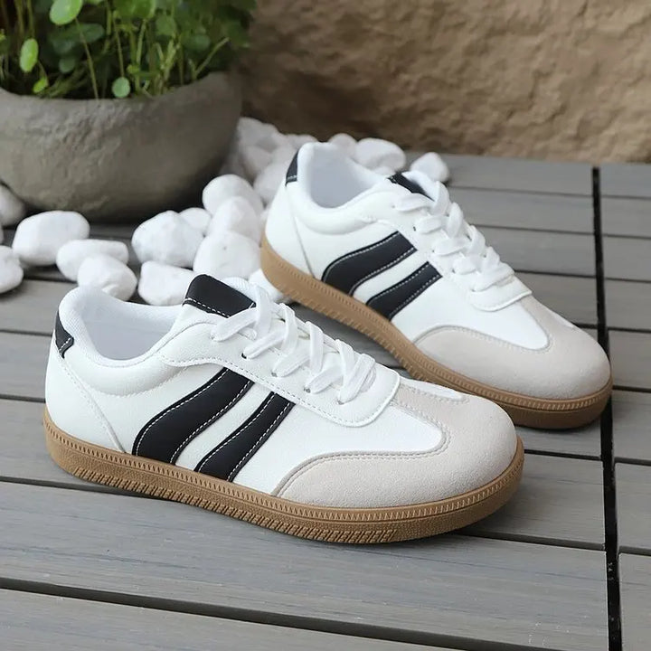 Ella Vintage Sneakers