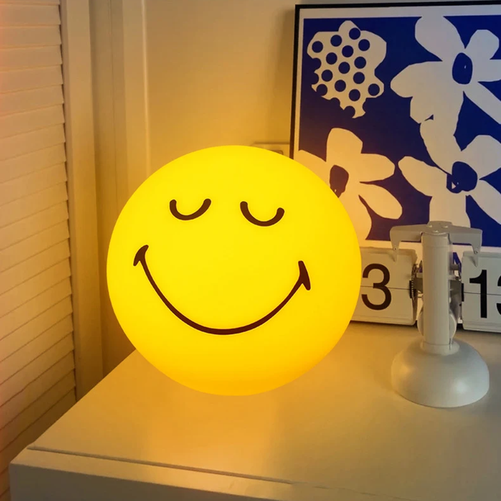 Smiley Glass Lamp